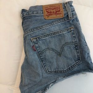 LEVI 501 SHORTS